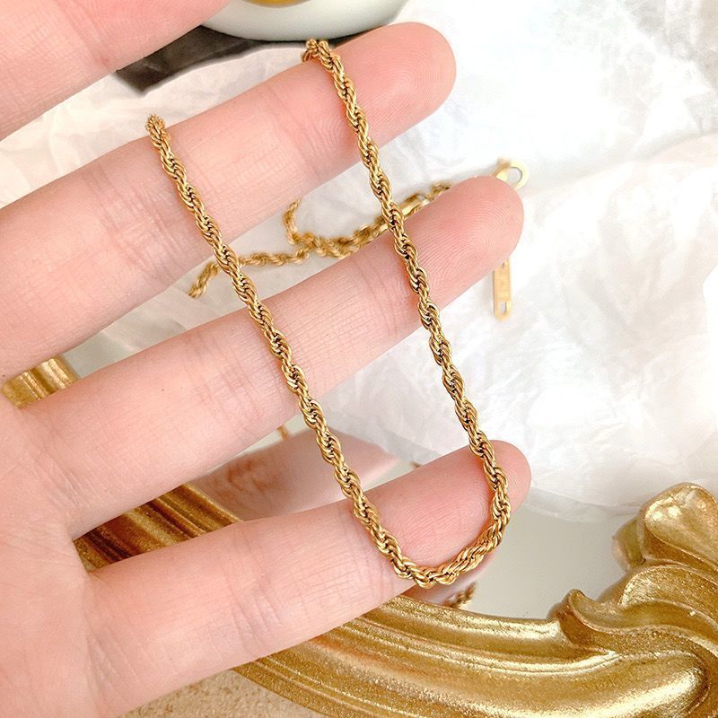 Waterproof 18K Gold Rope Chain Necklace - Tarnish-Free Titanium Steel Minimalist Daily Jewelry